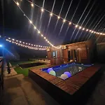 شاليه One & Kos كوستِنيست