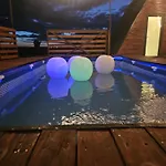One & Kos شاليه *