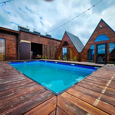 Chalet One & Kos *